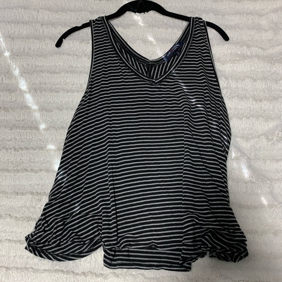 ✨Striped Tank Top✨ - Picture 3 of 3